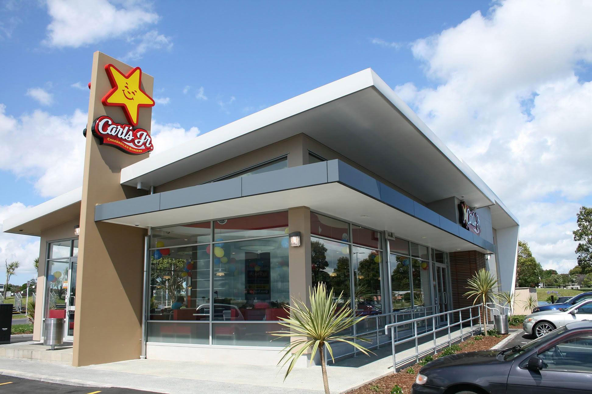 Carls-Jr-St-Johns-IMG_5521